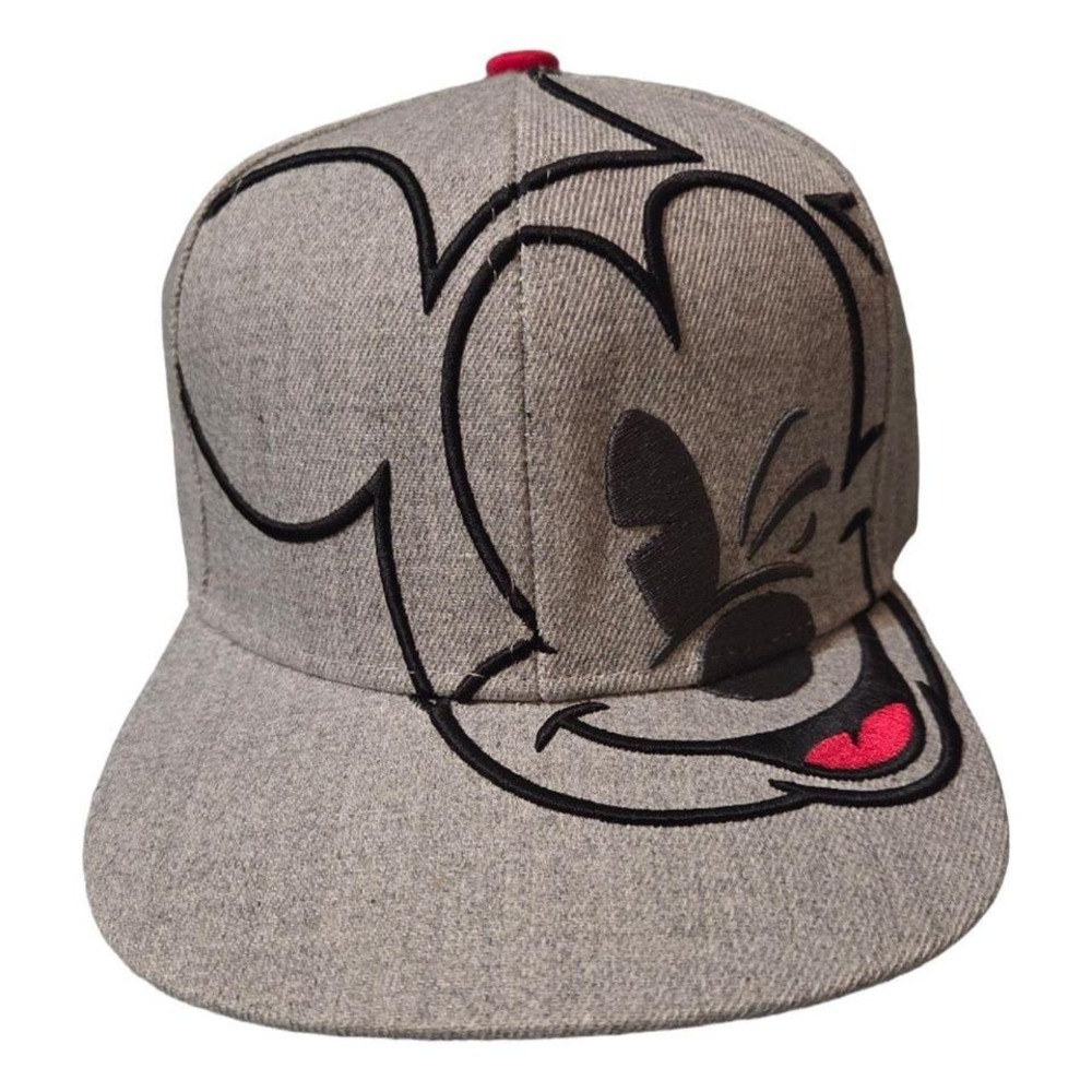 Mickey Mouse Hat - Picture 2 of 4